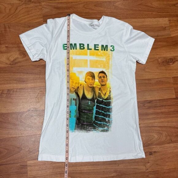 Next Level Apparel Womens White Crew Neck Emblem 3 Short Sleeve T-Shirt Medium - Picture 5 of 7